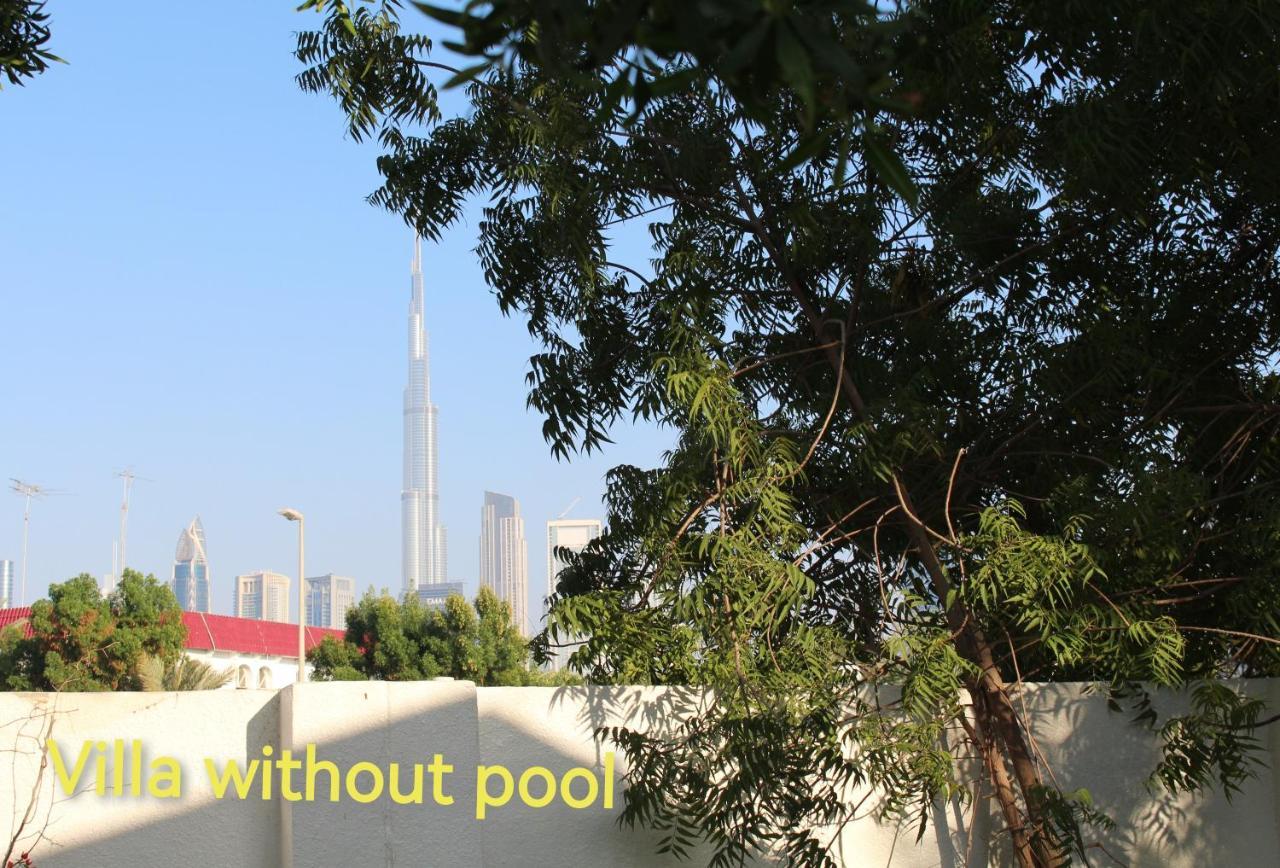 J5 Four Bedroom Villa Holiday Home In Al Wasl For Families Only 두바이 외부 사진